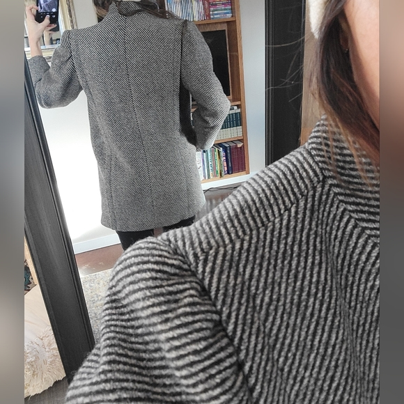 Wool dress coat - Picture 16 of 16